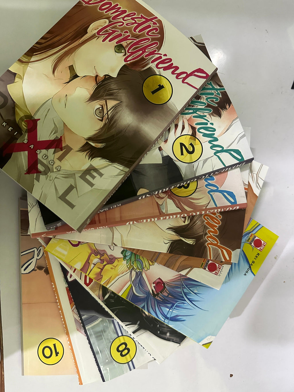 Domestic Girlfriend Vol. 1-10