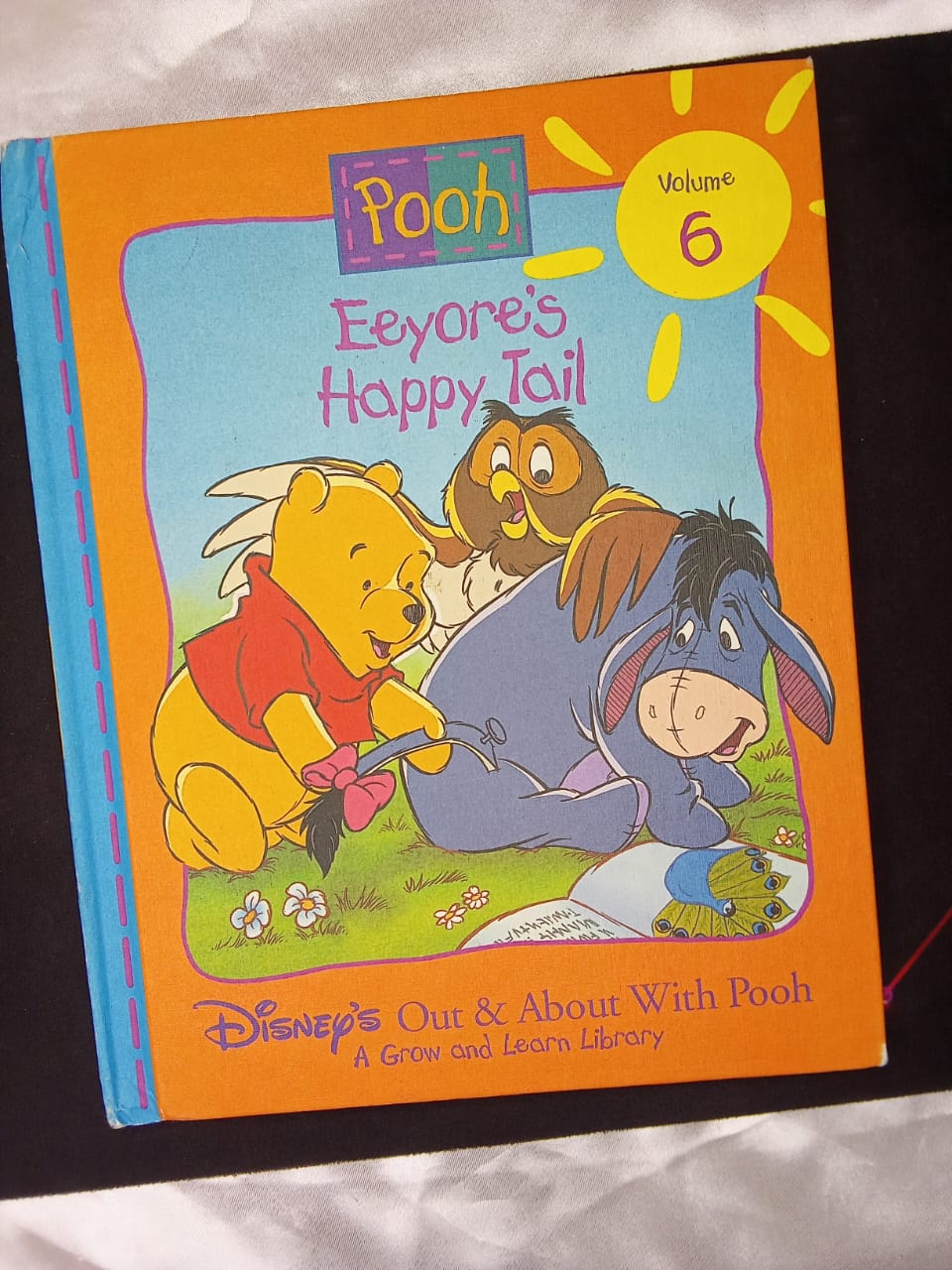Eeyores's Happy Tail -pooh vol-6