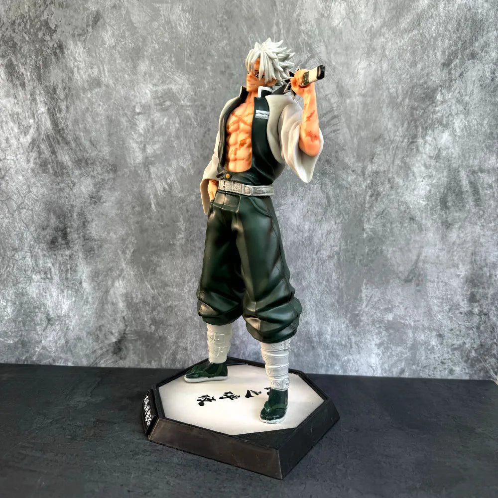 Demon Slayer: Sanemi Shinazugawa - 30cm Action Figure