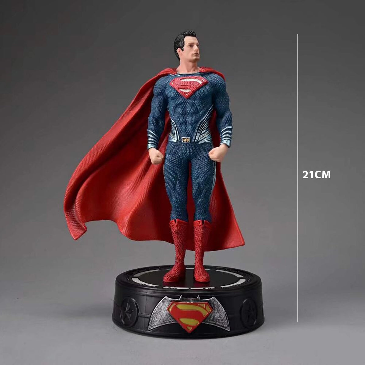 DC: Super-Man 21cm Led Base - Premium Action Figure